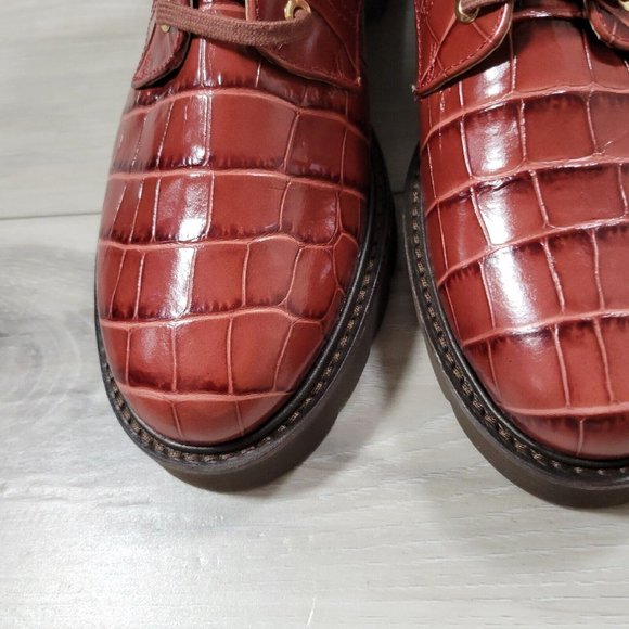 Stuart Weitzman Bootie Women's 8 Cardamom Mila Lift Croc Leather Combat New - Picture 7 of 11